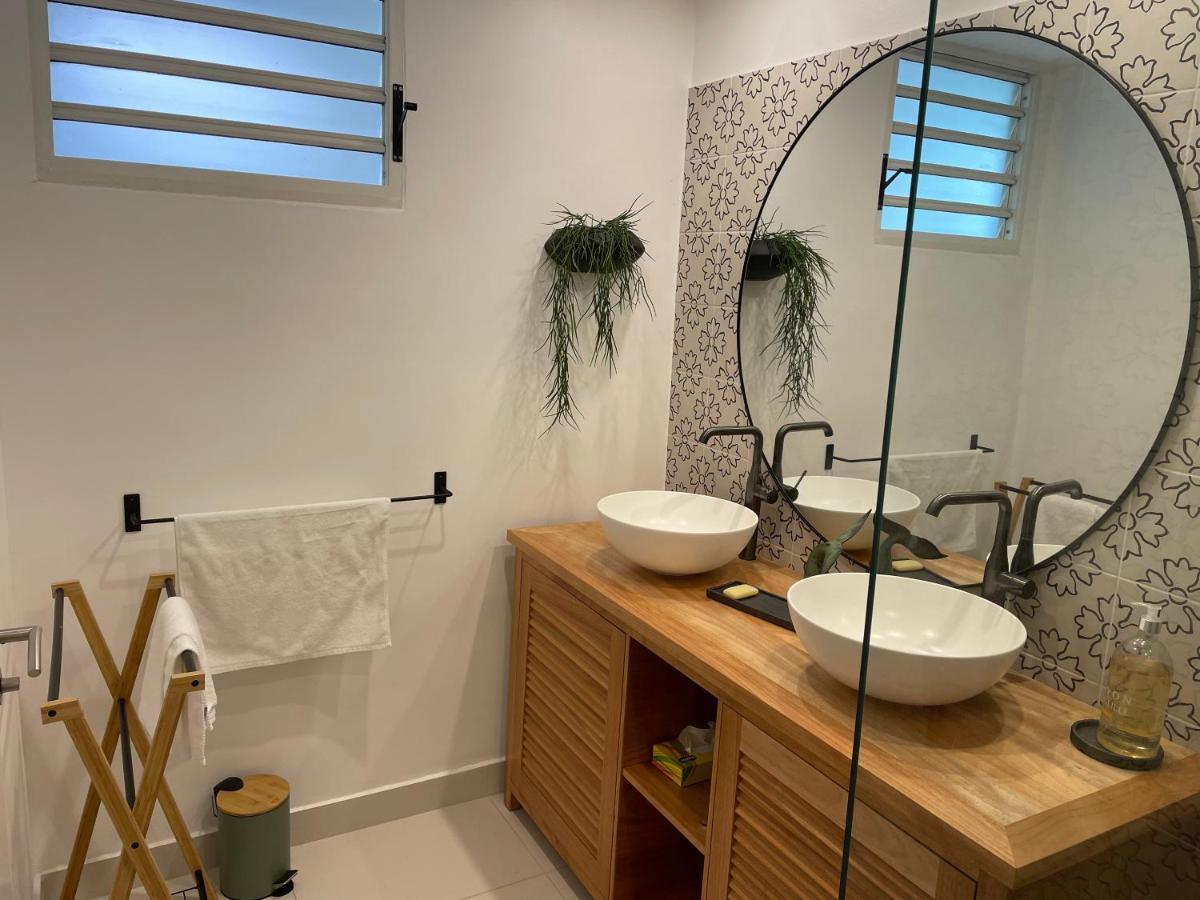 Apartamento Face A La Mer Le Gosier  Exterior foto